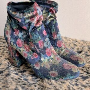 Ankle boots